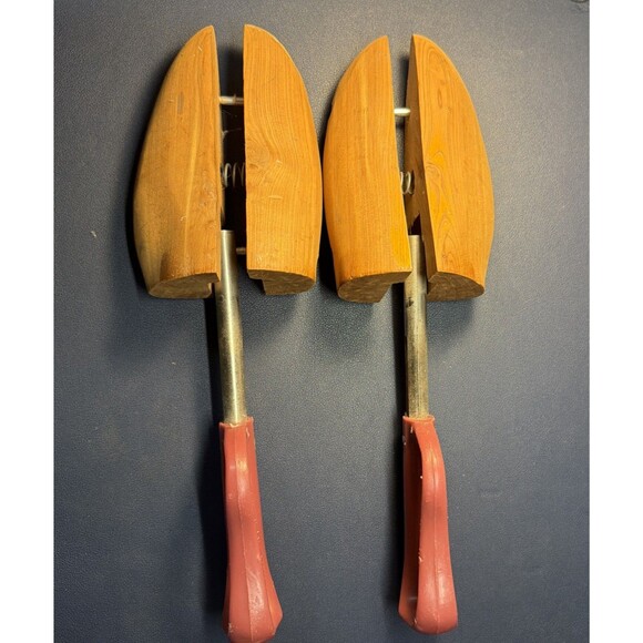 Wood Shoe Stretcher Set - Picture 2 of 3